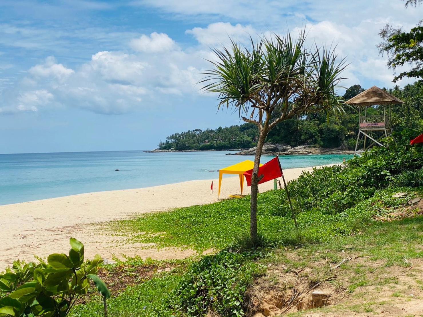 Surin Bay Inn Exterior photo