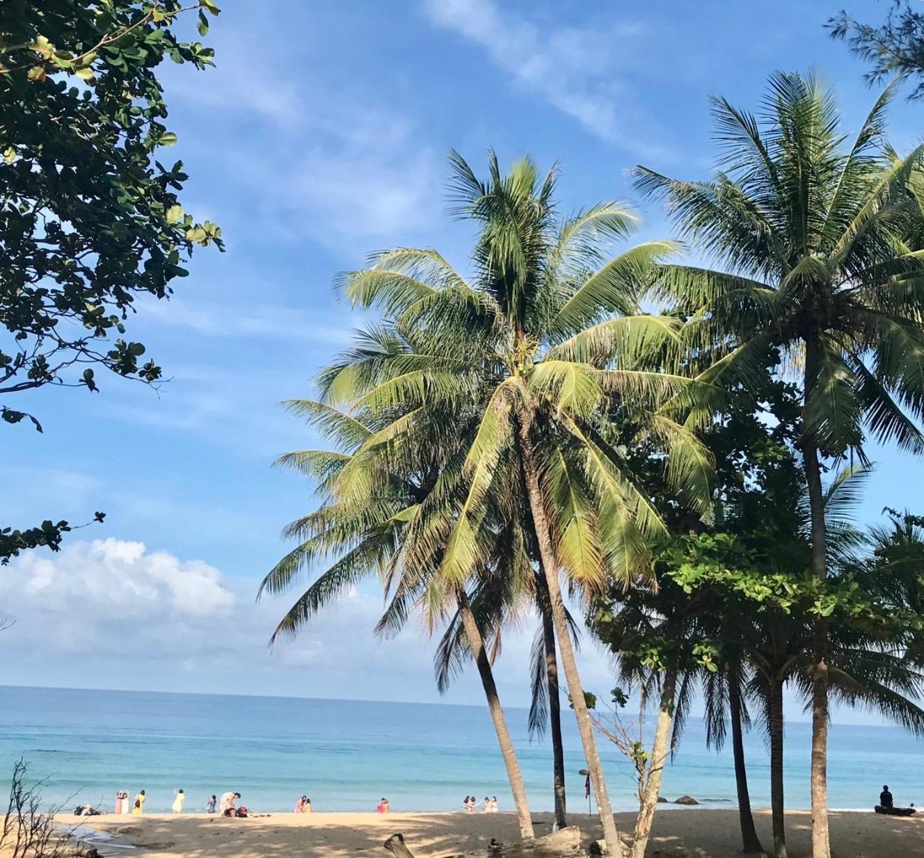 Surin Bay Inn Exterior photo